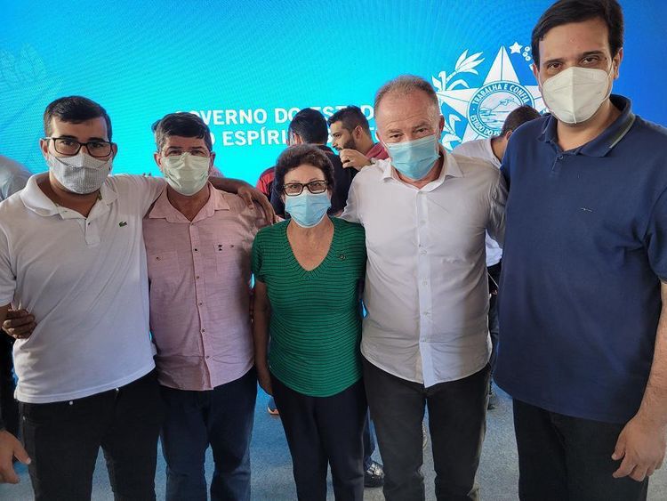 A PRESIDENTE DA CÂMARA E OS VEREADORES RENATO DUPONI E VITOR MORAES PARTICIPARAM DE EVENTO COM O GOVERNADOR RENATO CASAGRANDE.